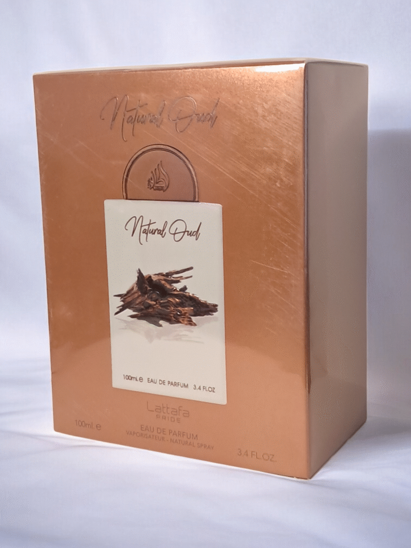 Natural Oud de Lattafa
